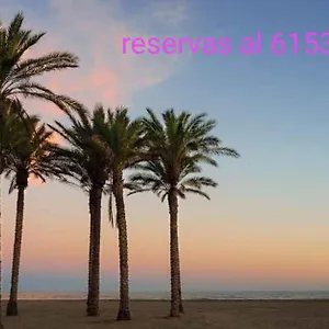 https://apartamentos-el-rebalaje.es-andalucia.com